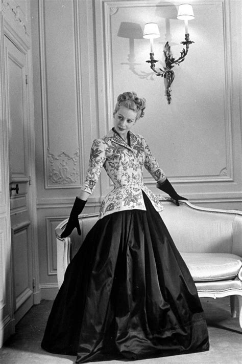 vintage anni 30 dior|christian dior fashion.